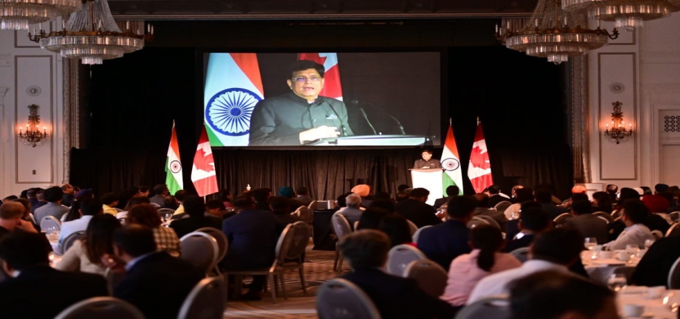 Hon'ble Minister of Commerce and Industry, Shri Piyush Goyal addresses the Business Community during the Trade & Investment Event on the sidelines of SIAL-2023 in Toronto, Canada